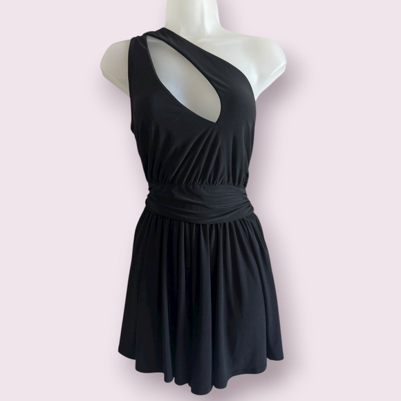 Fashion Nova Pants - Fashion Nova Black One Shoulder Cutout Romper Flowy Size L